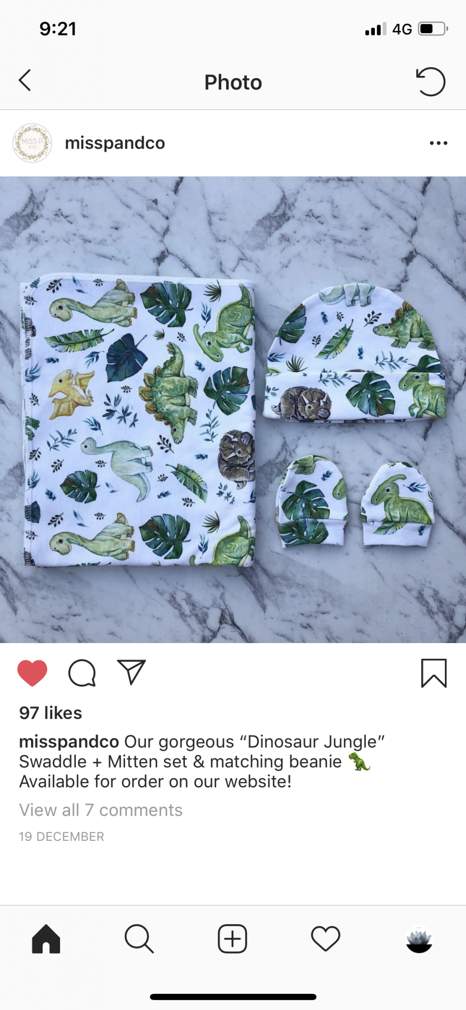 Swaddle & mitten set