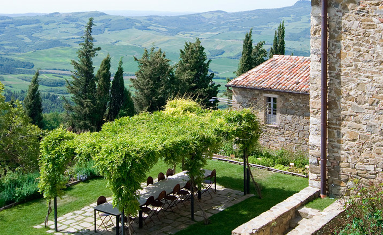 Accomodation in Tuscany- 3 nights