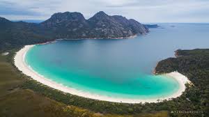 Wineglass Bay cruise for 2 (honeymoon)