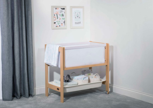 Boori Bassinet and change table