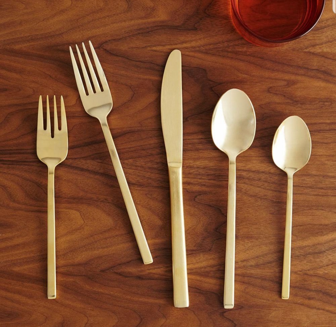 Cutlery & Crockery