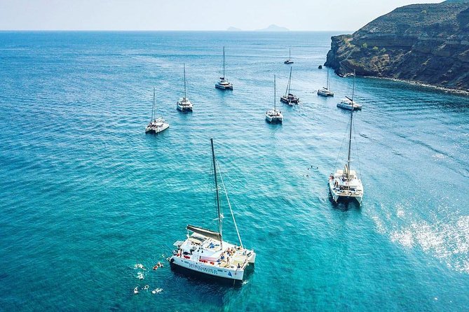 Santorini Catamaran Cruise with Greek buffet and drinks