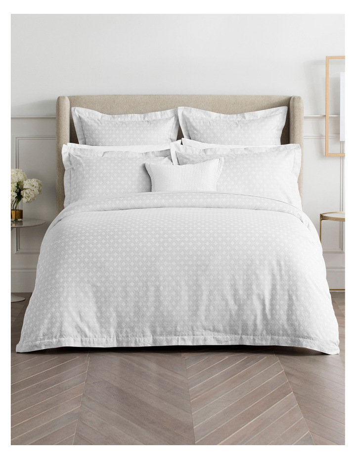 Sheridan Westell Quilt Cover in Platinum