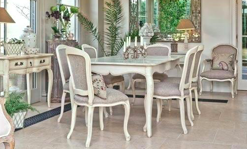 Dining Table & Chairs