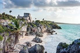 Guided tour of the Tulum ruins