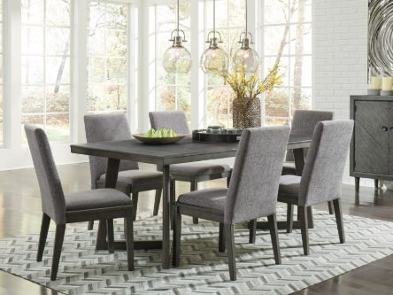 Dining Table & Chairs