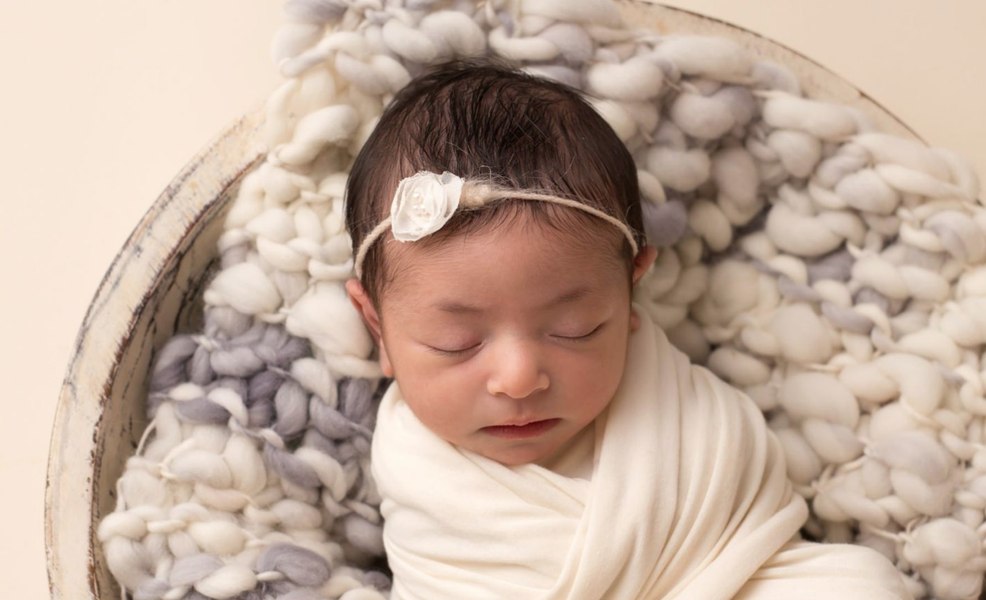 NEWBORN PHOTOS | Local Photographer