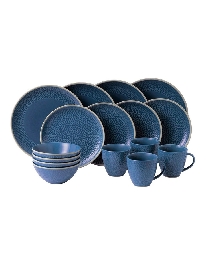 Dinnerware set