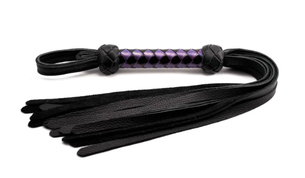 Classic leather flogger
