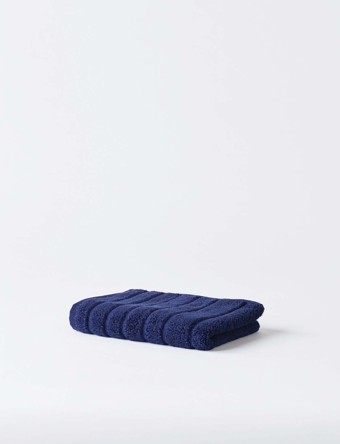 Loraine Lea Hand Towel x 2