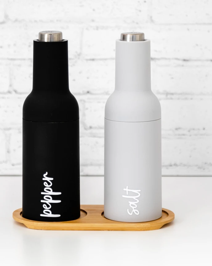 Electric salt and pepper grinder (black and grey)