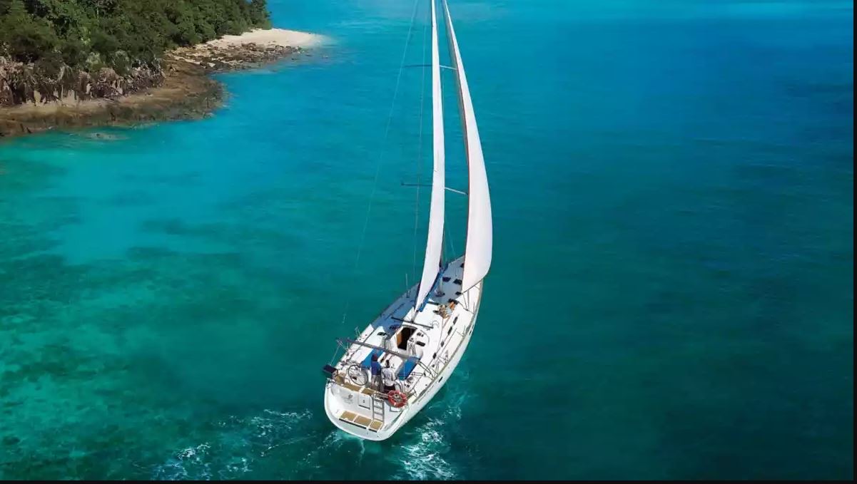 Yacht Cruise
