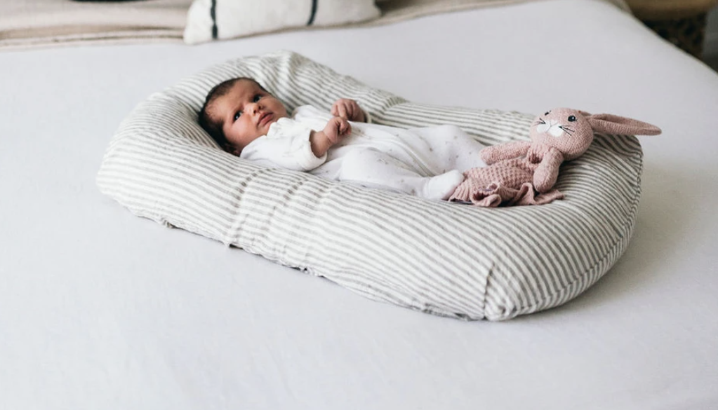 Linen Social Baby Lounger