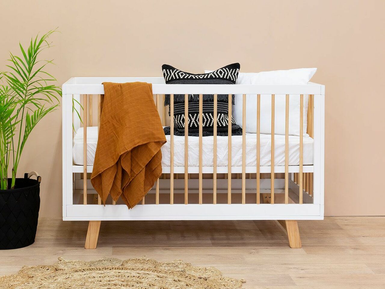 Baby Cot (White/Natural)