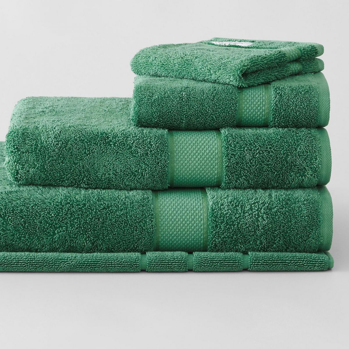 Sheridan-Luxury Egyptian Towel in Lead-Bath Sheet