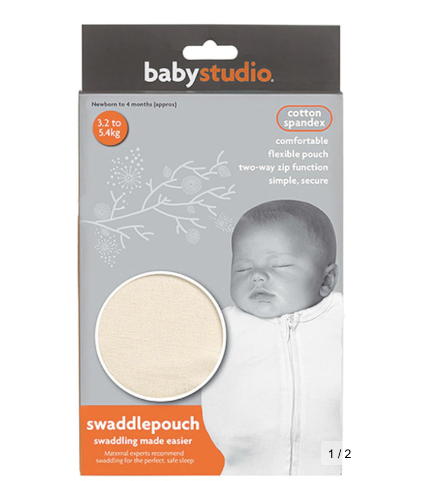 Swaddles with zipper