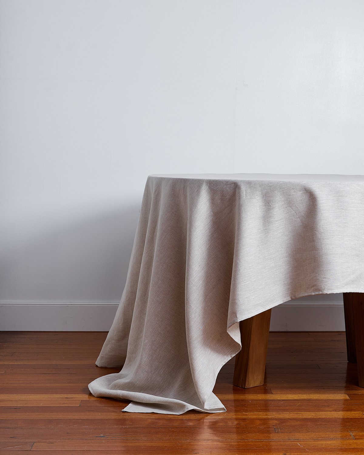 100% Linen Tablecloth in Oatmeal
