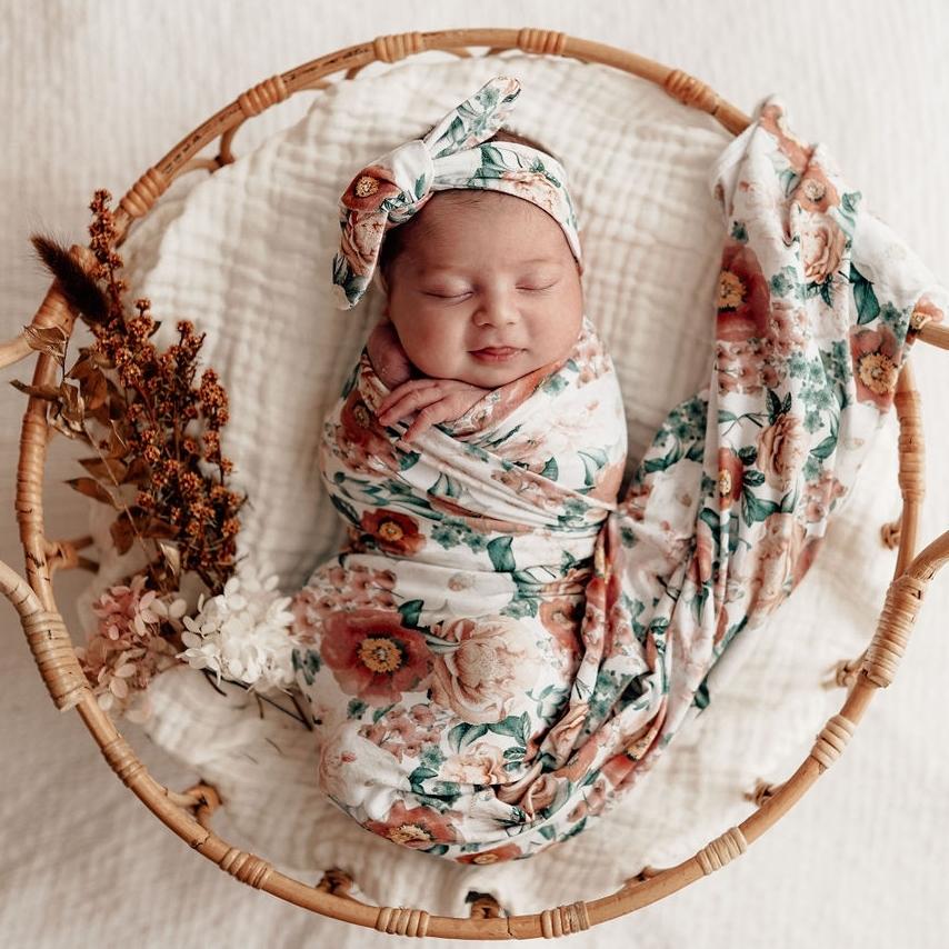 Swaddles/blankets