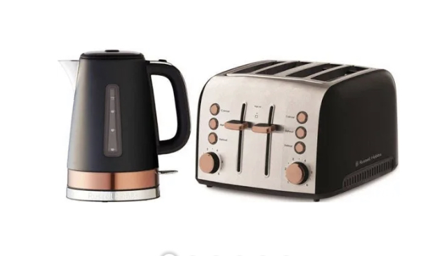 Russell Hobbs Brooklyn 4 Slice Toaster Kettle Set - Black/Copper