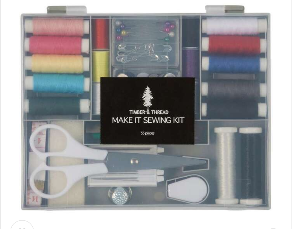 Sewing/mending kit