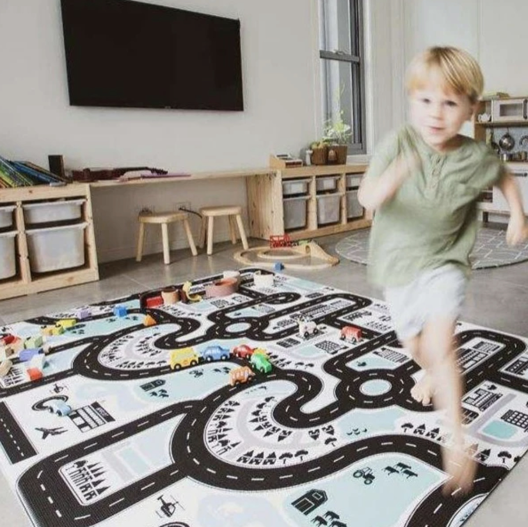 Reversible play mat - grey and road