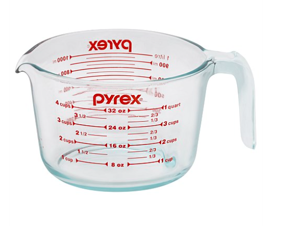 Pyrex wide measuring jug