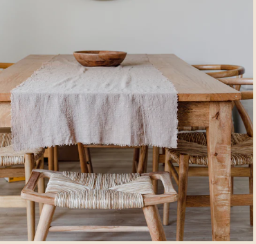 latte table runner