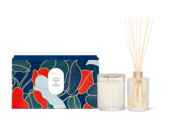 Circa Cotton Flower & Freesia Candle & Diffuser Set