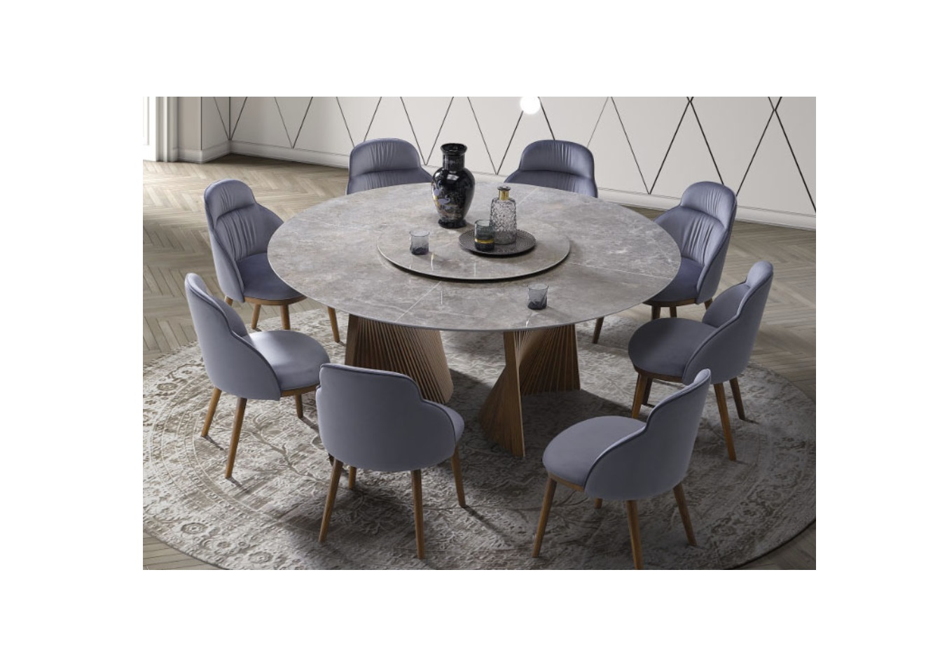 Dining table / Comedor