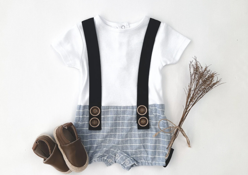 Little outfit - size newborn