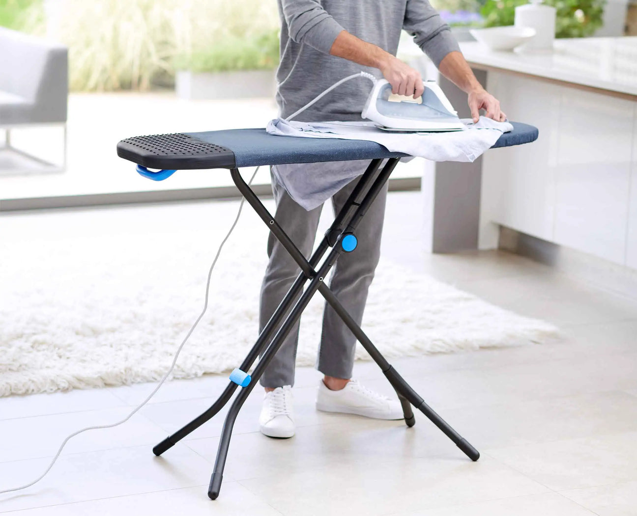 Joseph Joseph - Glide Plus Easy-store Ironing Board with Advanced Cover