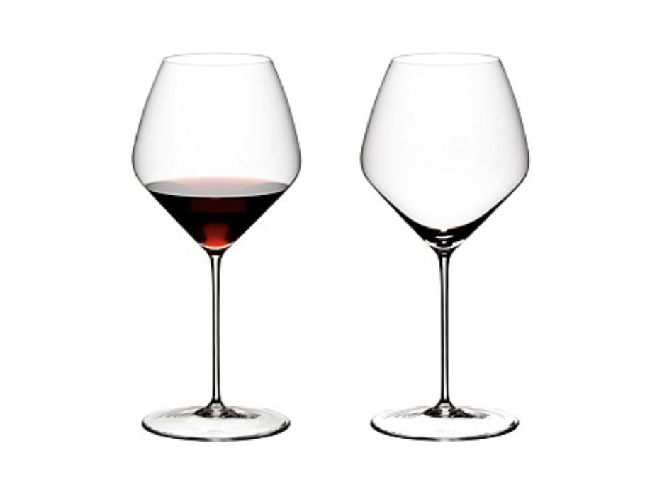 Red wine glasses