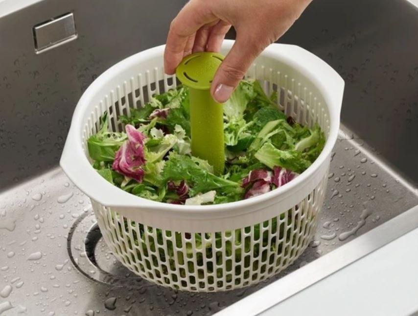 Spindola In Sink Salad Spinning Colander