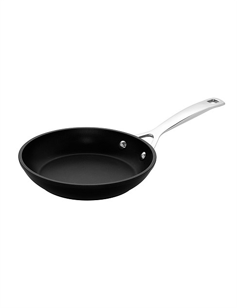 LE CREUSET TNS NON-STICK FRYPAN 20CM