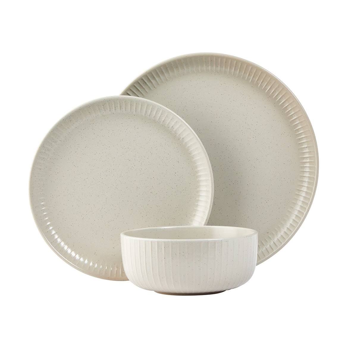 Dinner plates set (8 pieces of each)