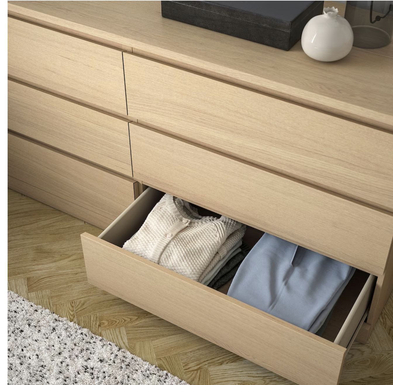 Malm Ikea chest of drawers - oak