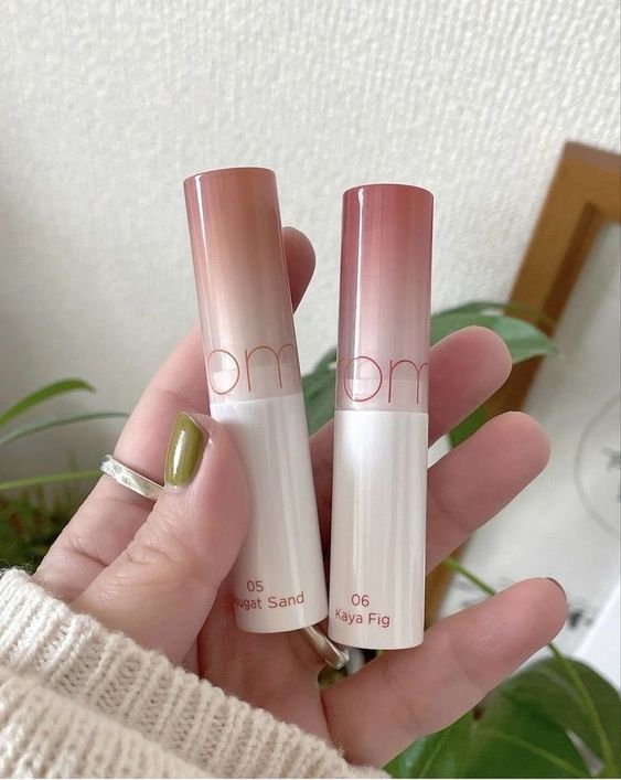 Lip balm/tinted lip balm