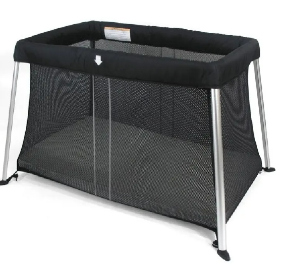 4 baby Porta cot