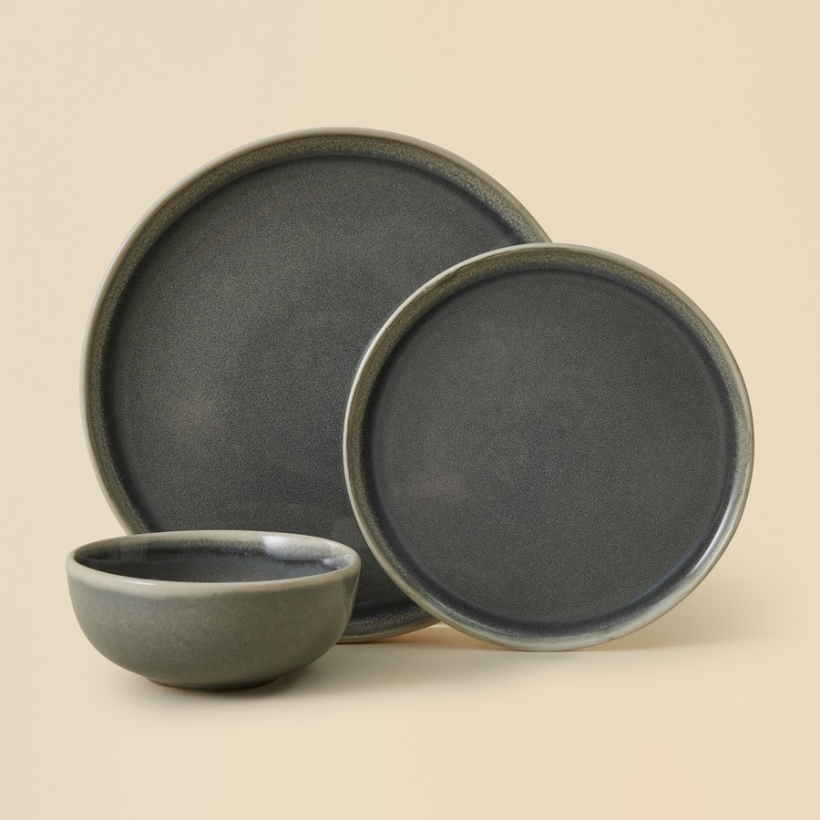 Dinnerware