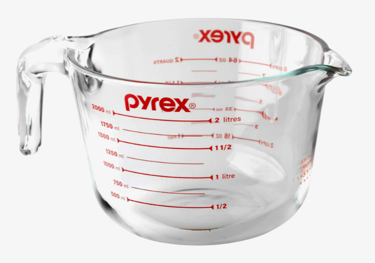 2L Pyrex measuring jug