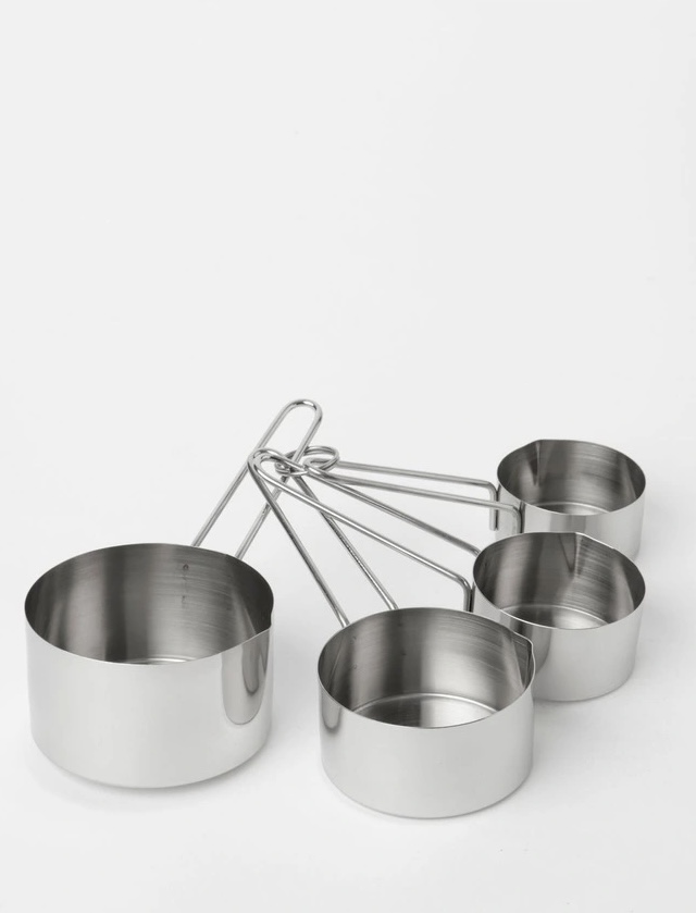 Stainless steel measuring cups