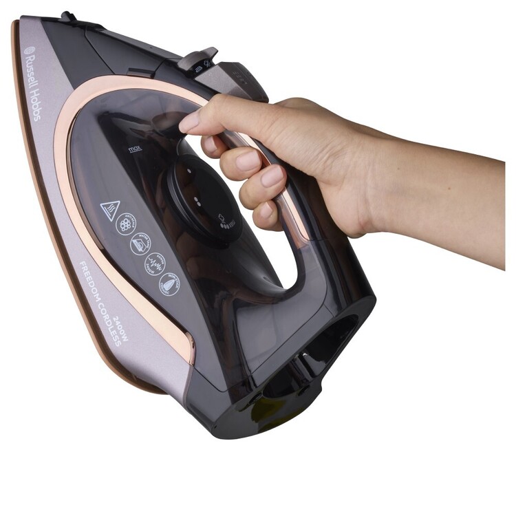 Russell Hobbs Freedom Cordless Iron RHC580