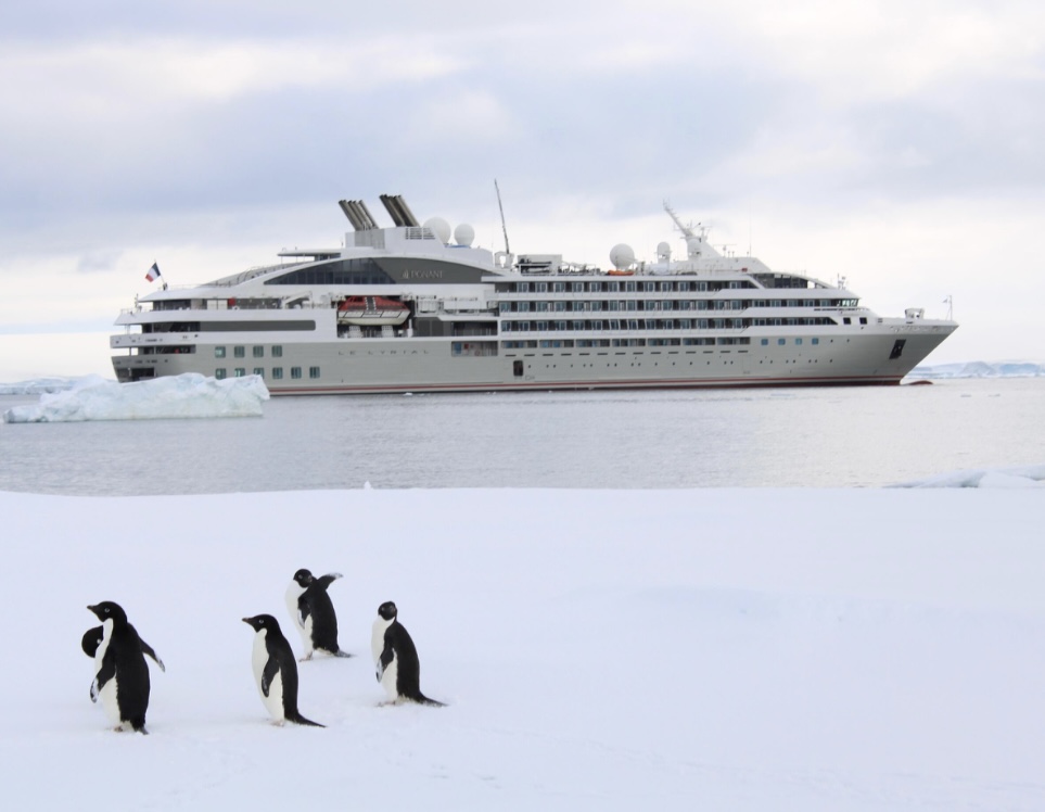 Antarctic cruise