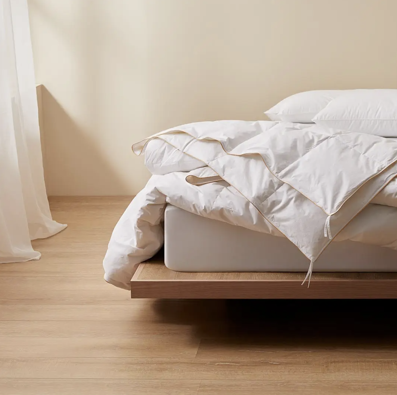 Morgan & Finch Luxury Light 80% Goose Down Quilt