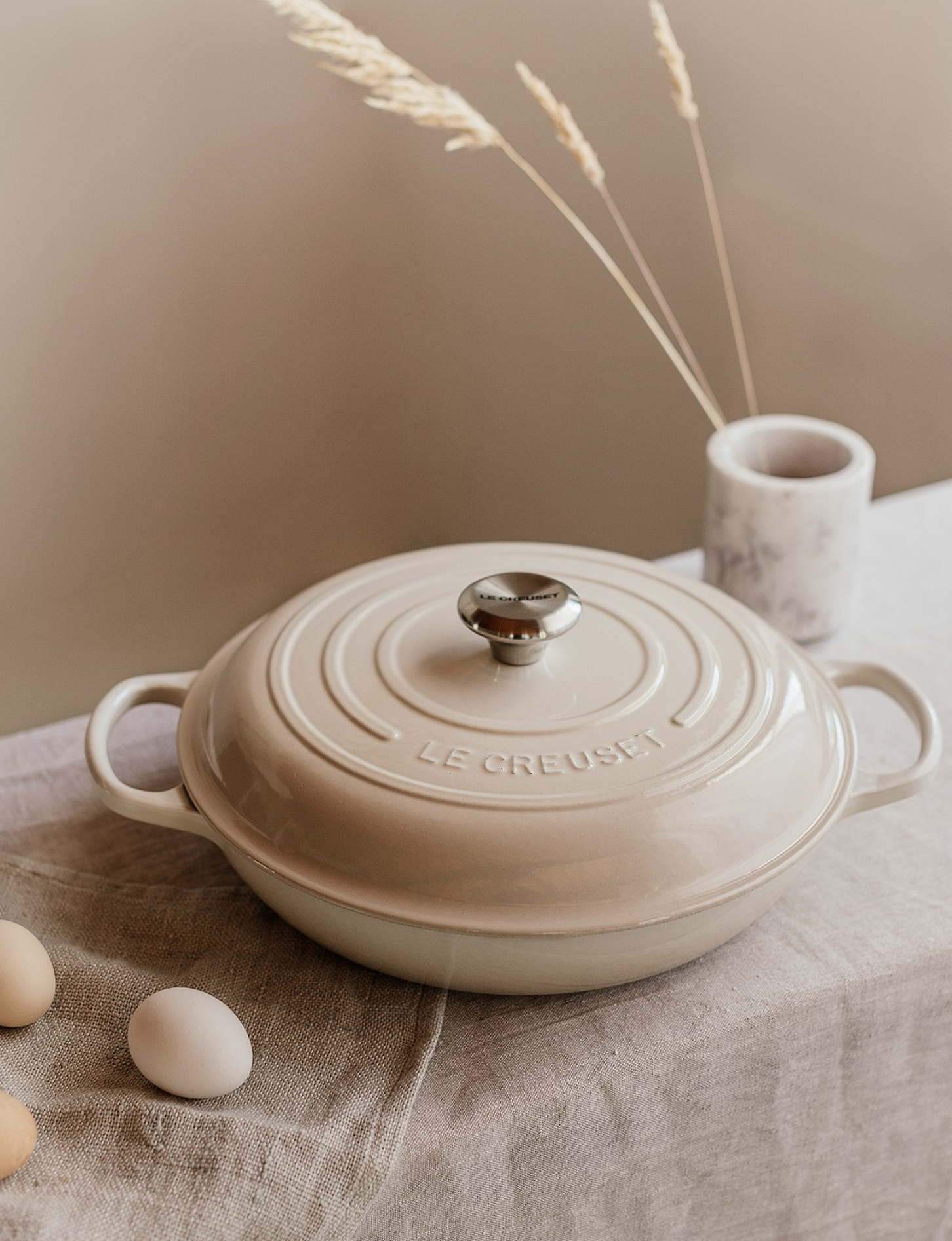 Le Creuset Cast Iron Shallow Casserole Meringue Cream 30cm