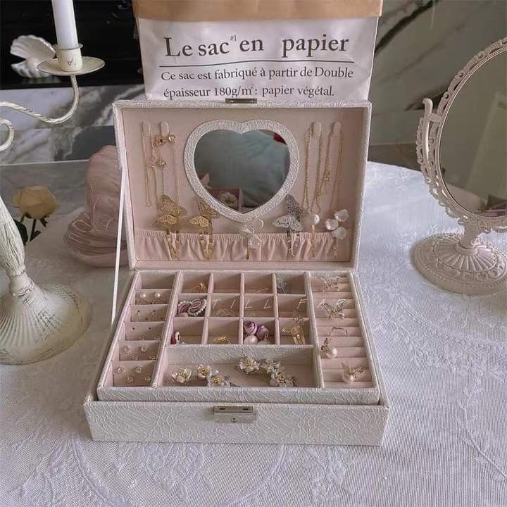 Jewellery box (big one)