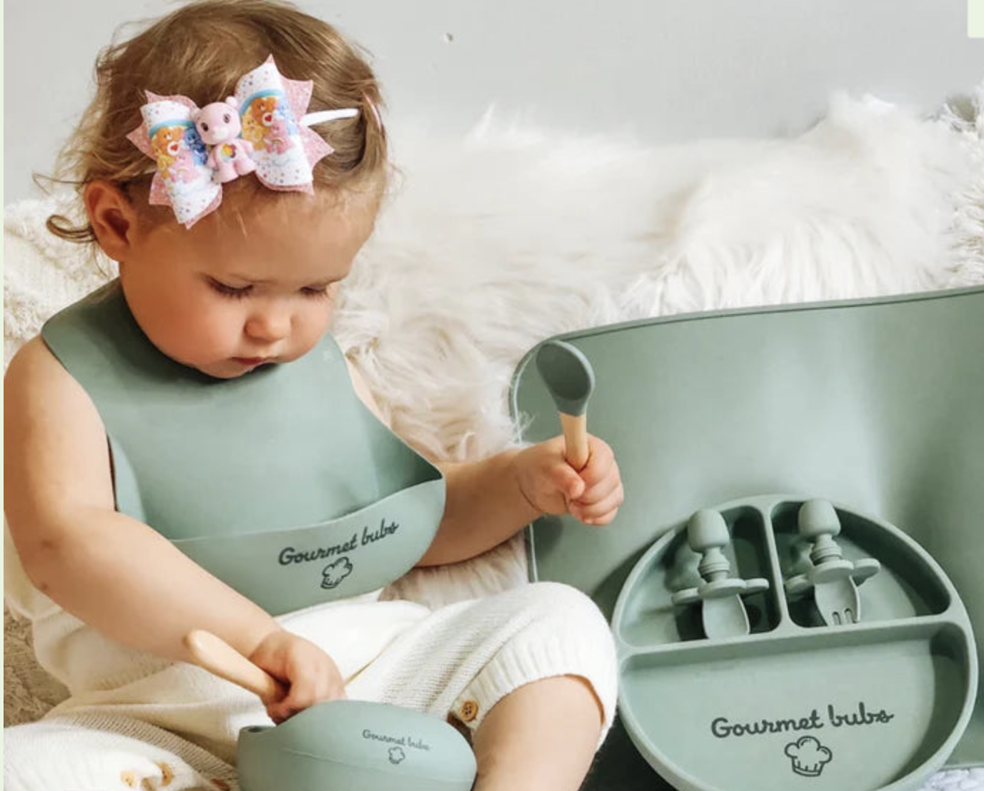 Ivory and Beech Feeding Set