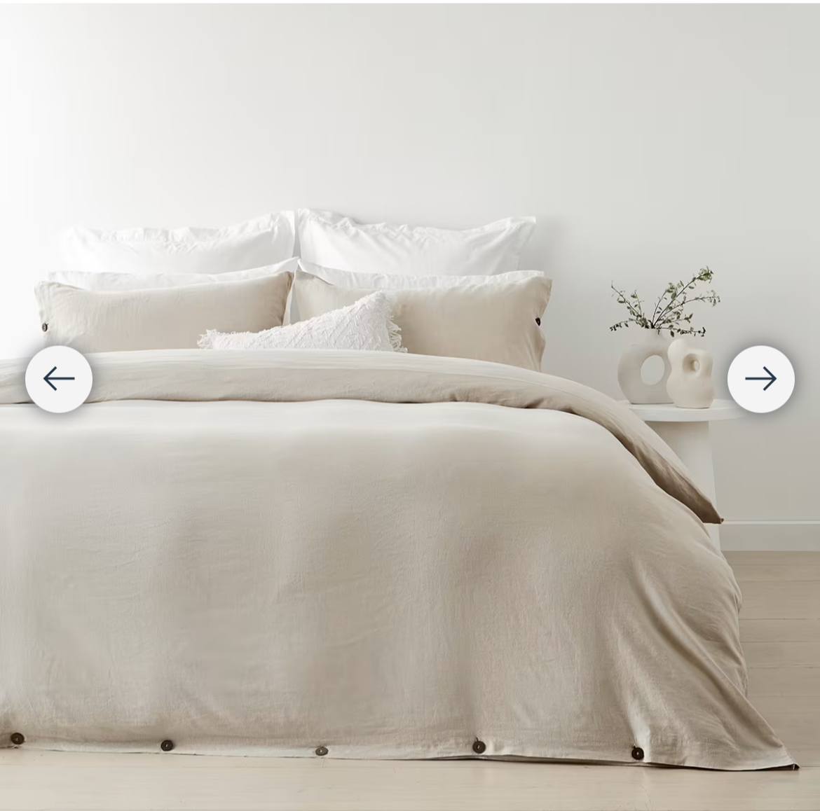 Linen bed sheets