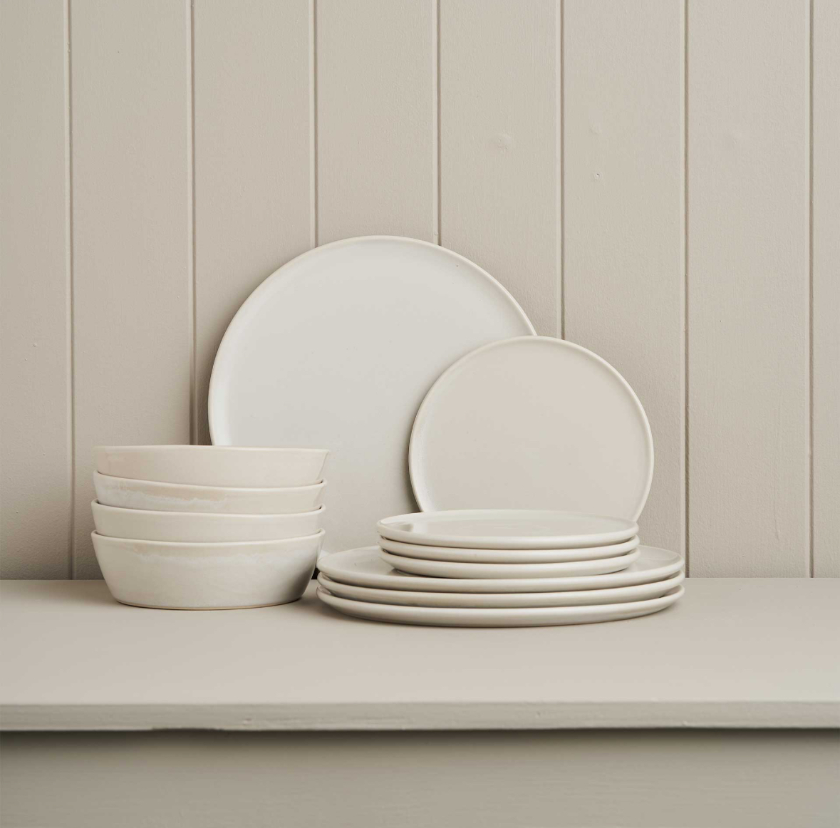 Robert Gordon Dinner Set
