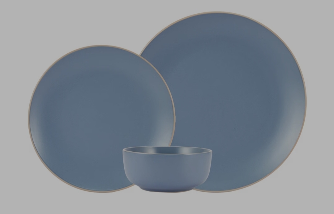 Dinner set. 12 piece